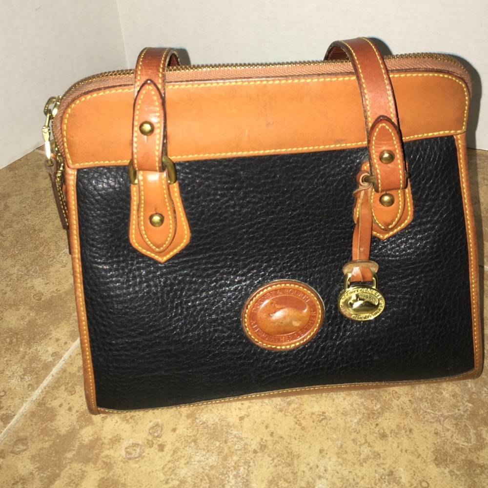 Authentic vintage Dooney and Bourke leather bag